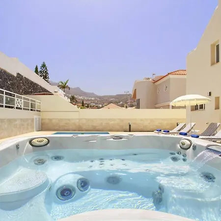 Дом отдыха De Luxe Paramount Con Piscina & Jacuzzi En *