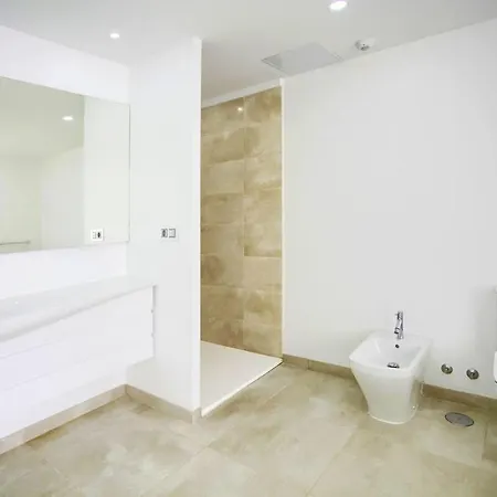 Дом отдыха De Luxe Paramount Con Piscina & Jacuzzi En Адехе