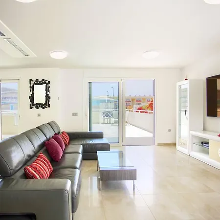 Дом отдыха De Luxe Paramount Con Piscina & Jacuzzi En